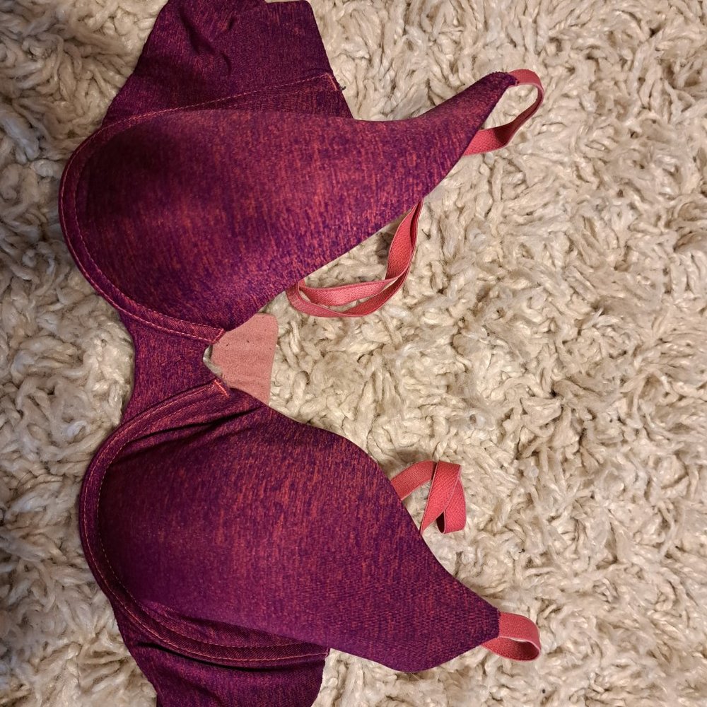 Bras - Picture 3 of 3